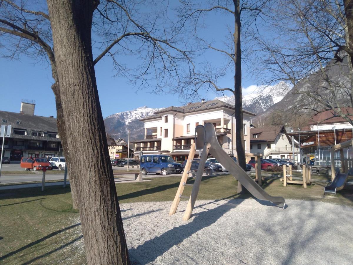 Apartments Vila Bovec Luaran gambar