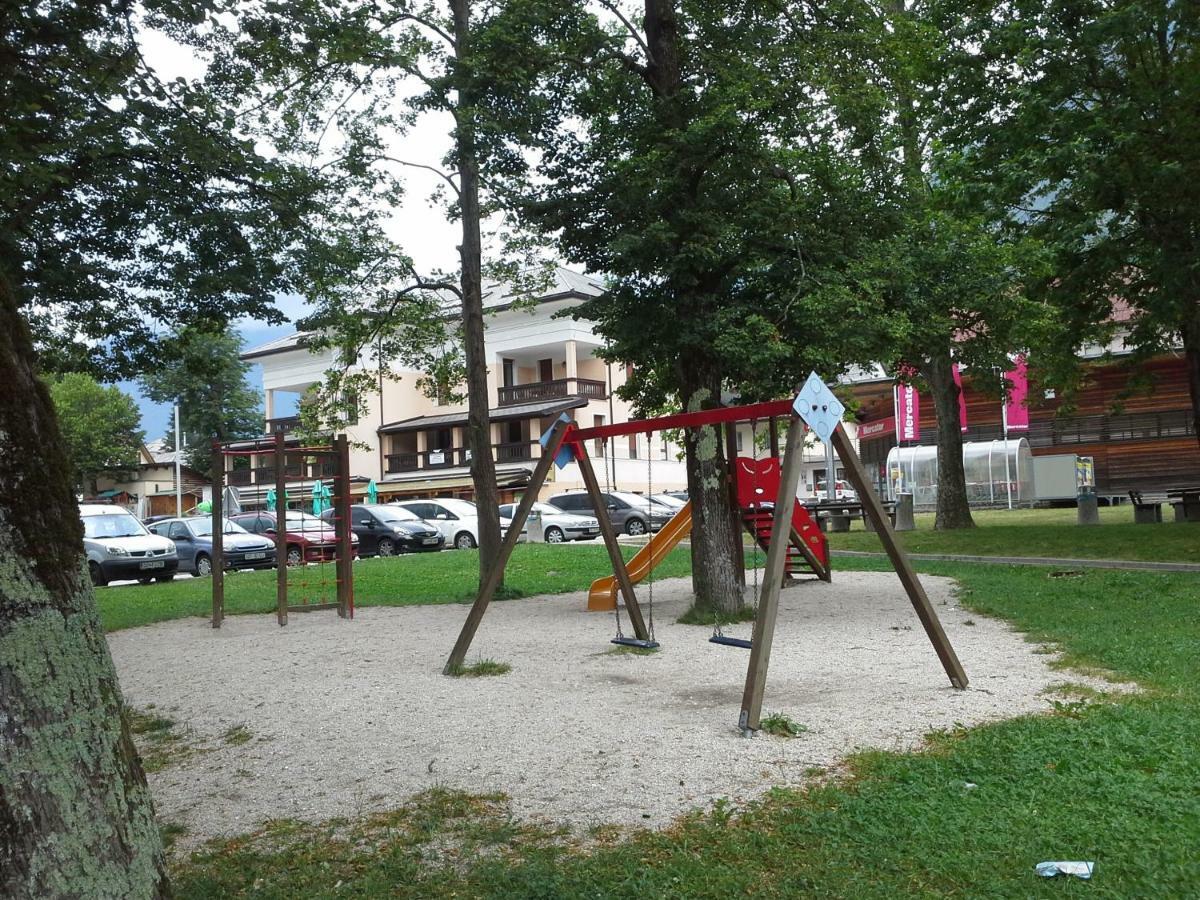 Apartments Vila Bovec Luaran gambar