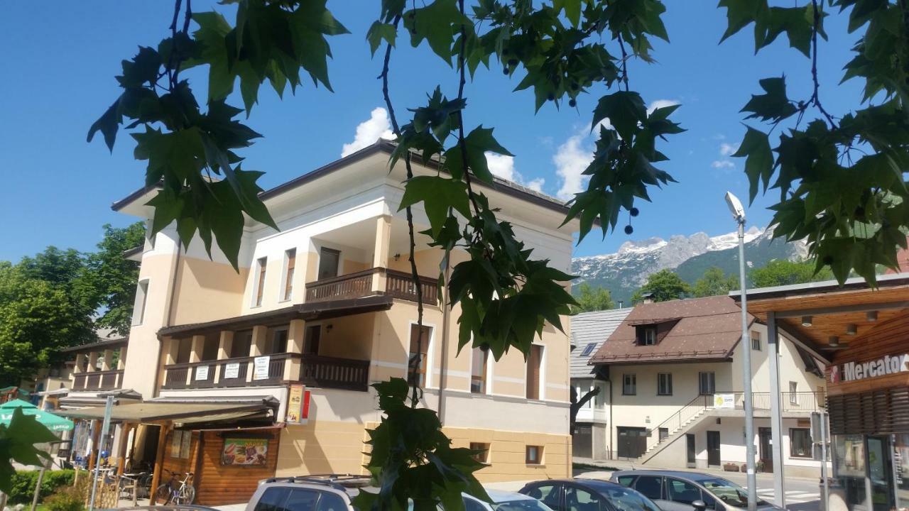 Apartments Vila Bovec Luaran gambar